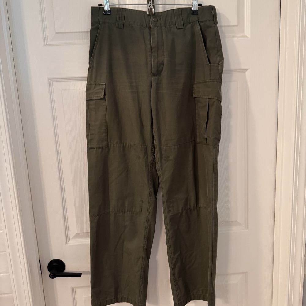 Blauer Tactical Pants Men's 32x31.5 RipStop Nylon Green Zip and Cargo Pocket